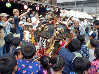 今年も神輿がやって着た！